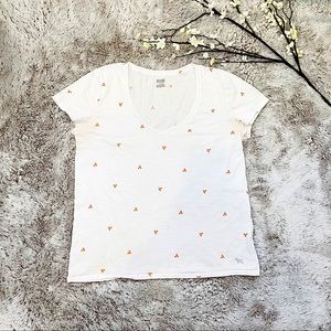 Pink Victoria’s Secret T-shirt